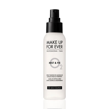 make up for ever makeup setting spray, long lasting and moisturizing