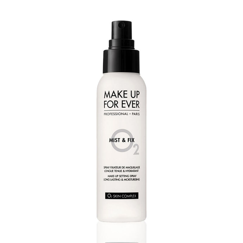 بخّاخ تثبيت الماكياج Mist & Fix بخّاخ تثبيت الماكياج Mist & Fix