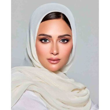 عدسات لاصقة نيوليس