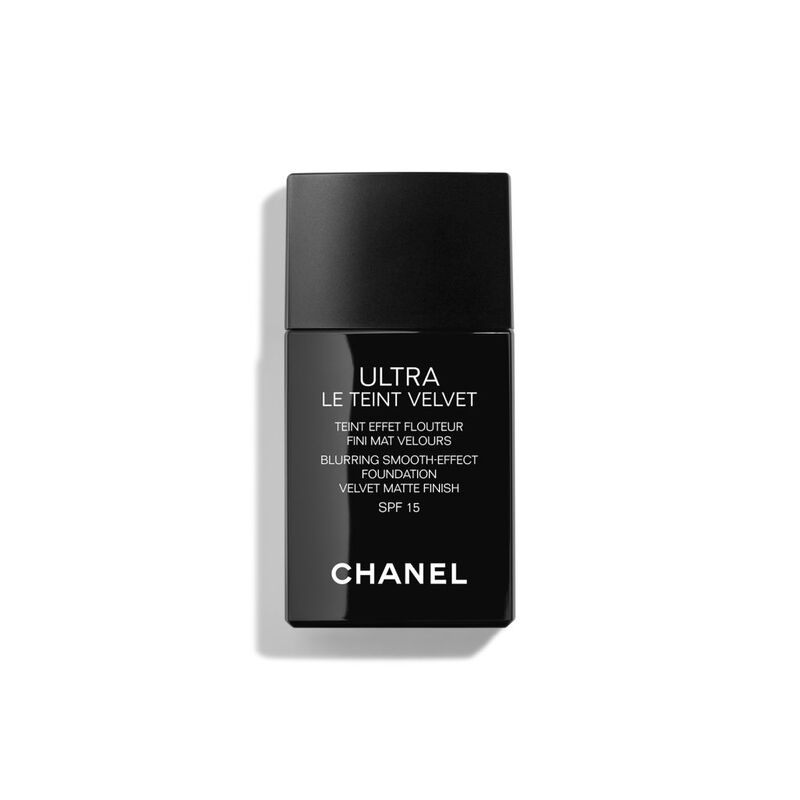 شانيل ultra le teint velvet