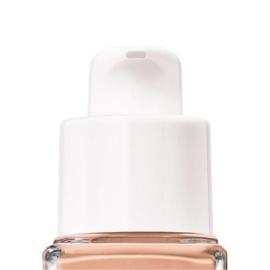 lancome teint idole ultra wear care & glow foundation​ with hyaluronic acid  220c