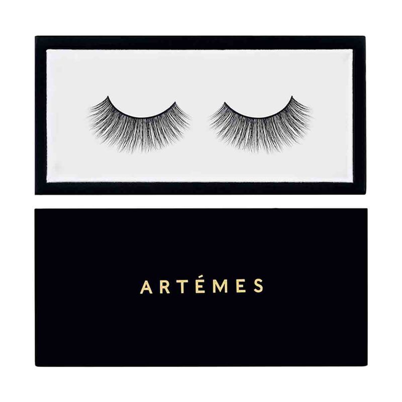 artemes take a moment lashes