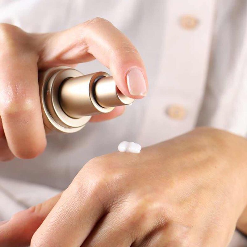 سيروم التحكم في الوقت المنشط للبشرة 50 مل سيروم التحكم في الوقت المنشط للبشرة 50 مل