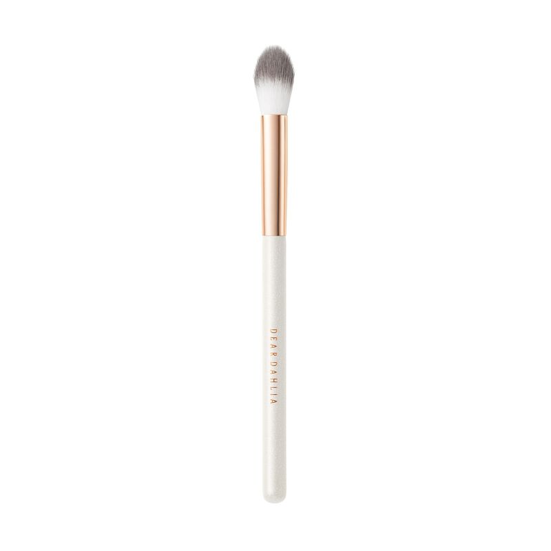 dear dahlia blooming highlighter brush #214